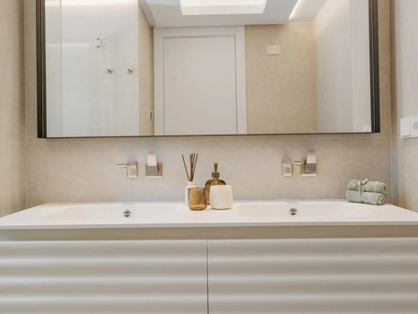Ground Floor Apartment for sale in Benahavis