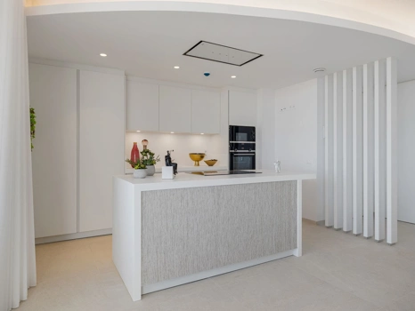 Ground Floor Apartment for sale in Benahavis