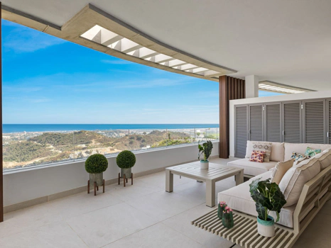 Ground Floor Apartment for sale in Benahavis