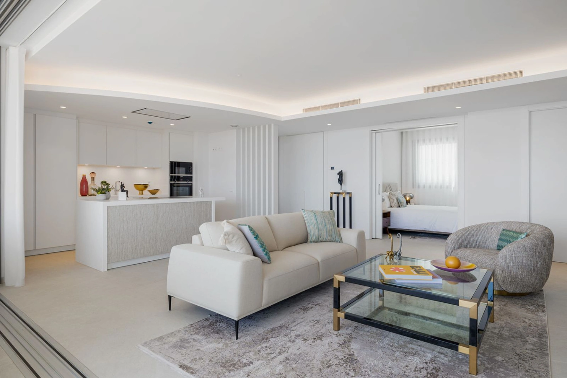 Ground Floor Apartment for sale in Benahavis
