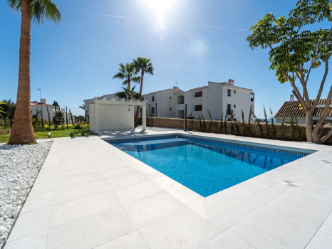 Villa for sale in Mijas Costa