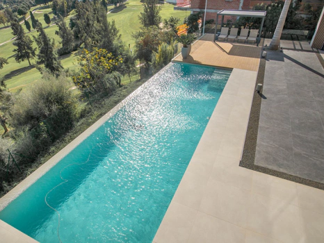 Villa for sale in Benahavis