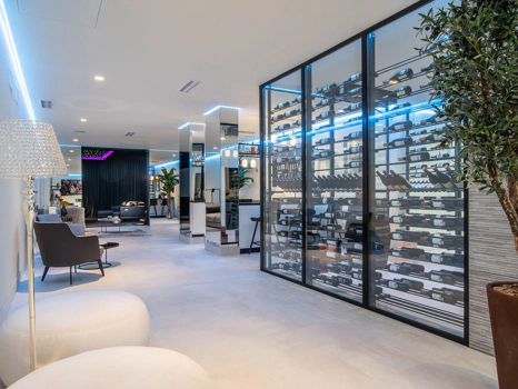 Villa for sale in Benahavis