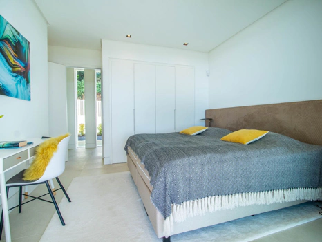 Villa for sale in Benahavis