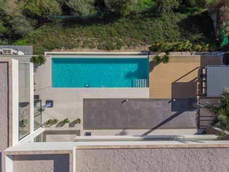 Villa for sale in Benahavis