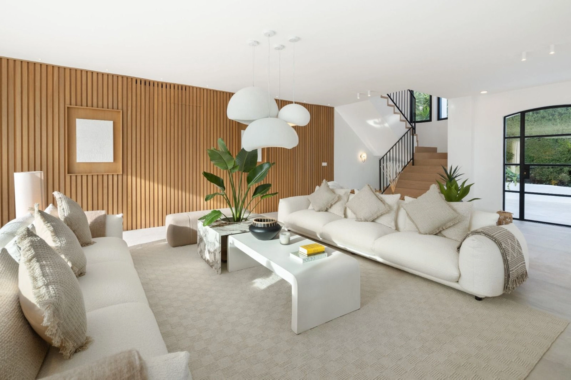 Villa for sale in Nueva Andalucia, Marbella
