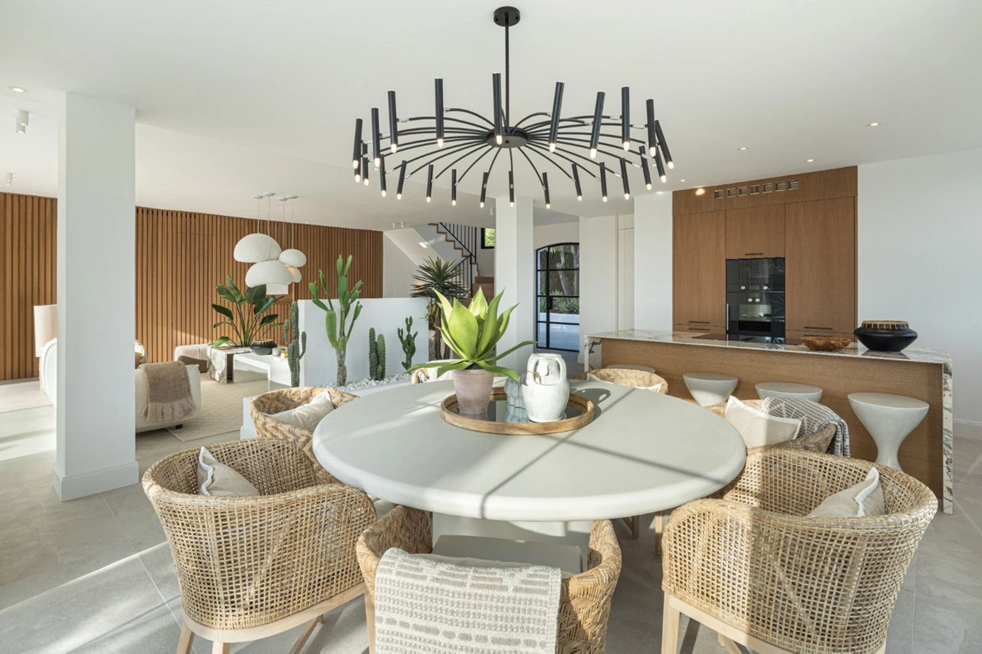 Villa for sale in Nueva Andalucia, Marbella