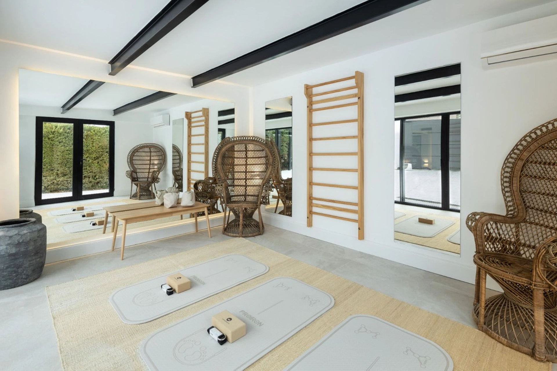 Villa for sale in Nueva Andalucia, Marbella