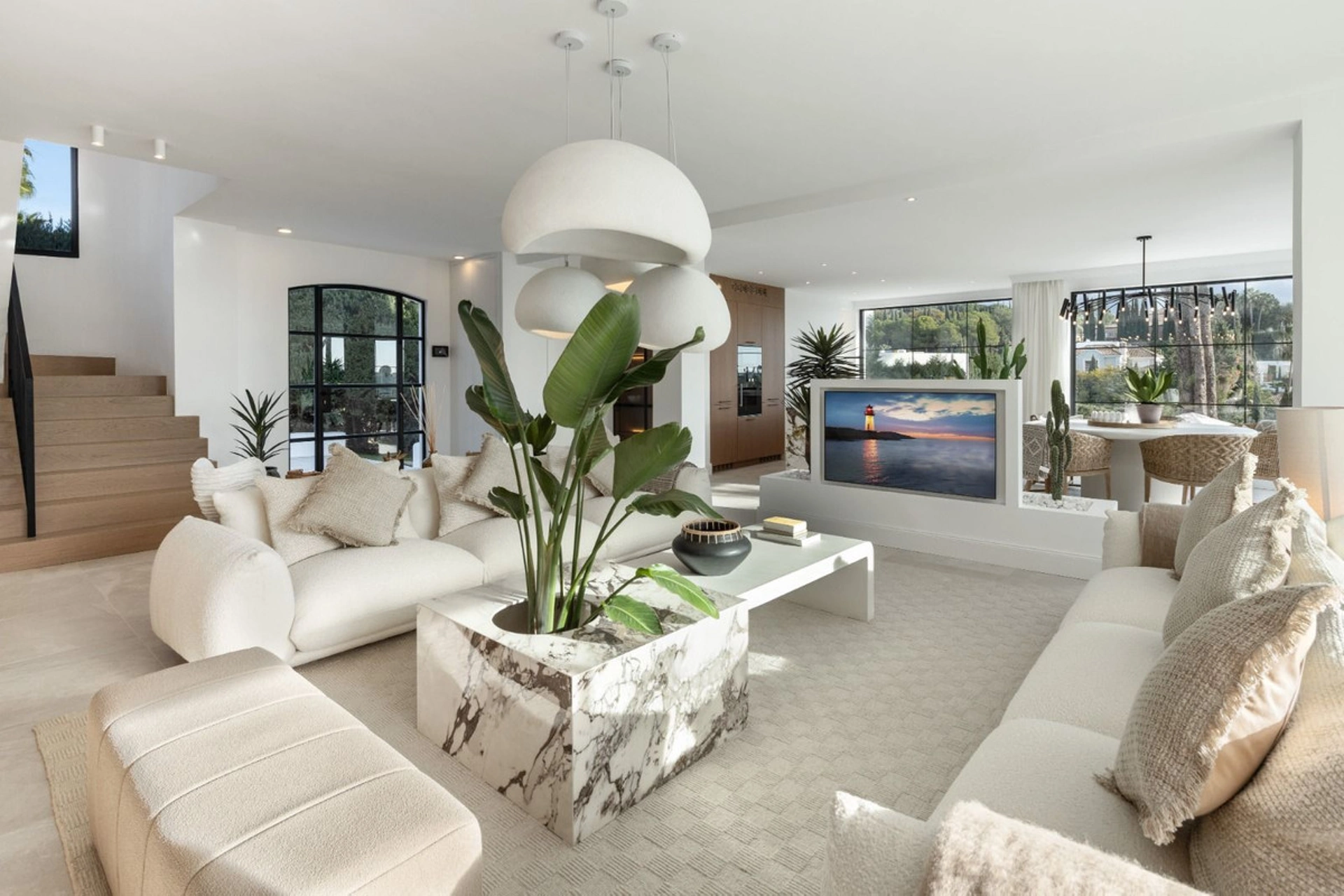 Villa for sale in Nueva Andalucia, Marbella