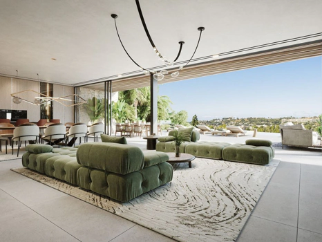 Villa for sale in Nueva Andalucia, Marbella