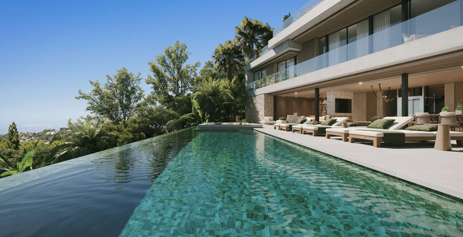 Villa for sale in Nueva Andalucia, Marbella
