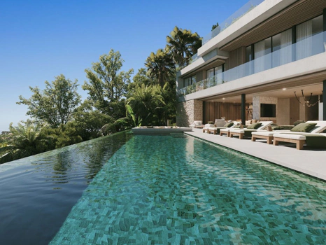 Villa for sale in Nueva Andalucia, Marbella