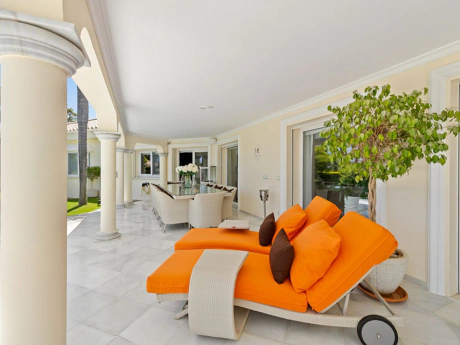 Villa en venta en Nueva Andalucia, Marbella
