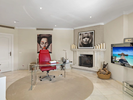 Villa en venta en Nueva Andalucia, Marbella