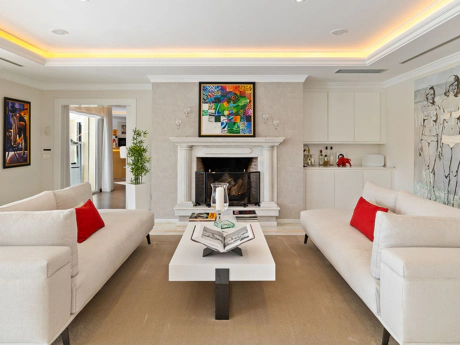 Villa en venta en Nueva Andalucia, Marbella