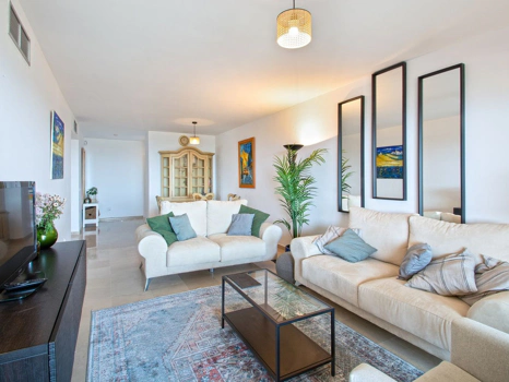 Apartment for sale in Estepona