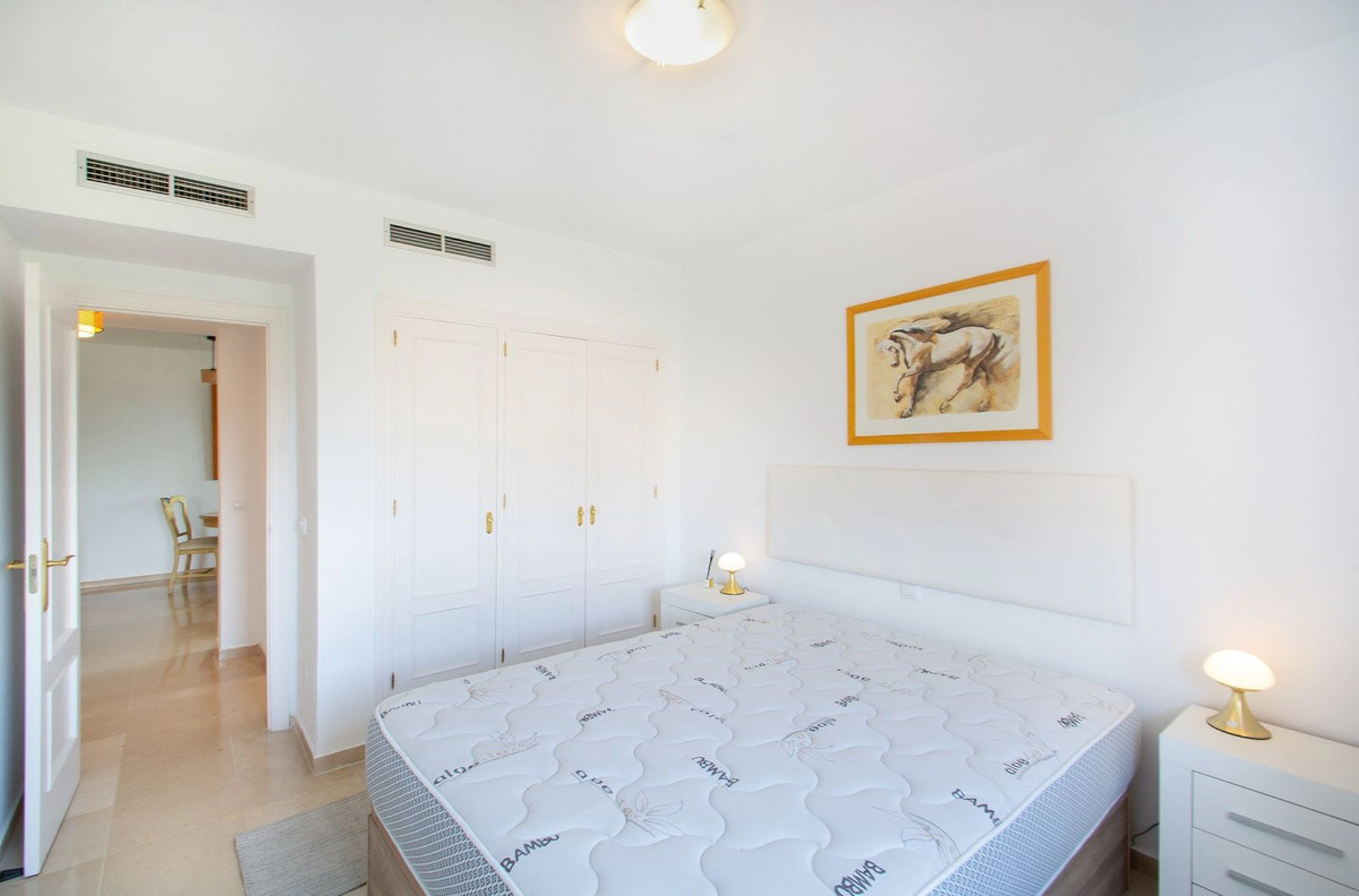 Apartment for sale in Estepona