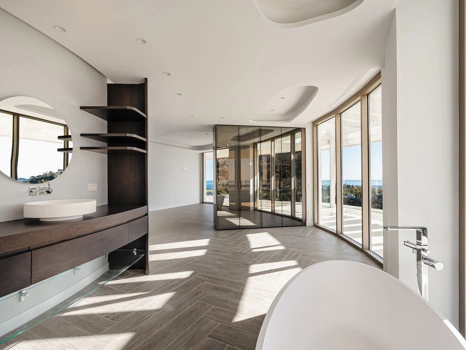 Apartment for sale in Benahavis