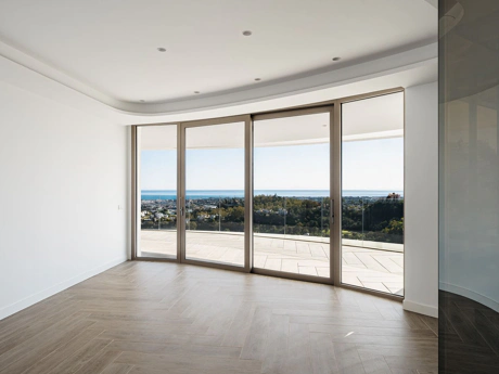 Apartment for sale in Benahavis