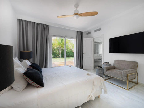 Villa for sale in Marbesa, Marbella East