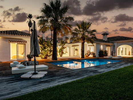 Villa for sale in Marbesa, Marbella East