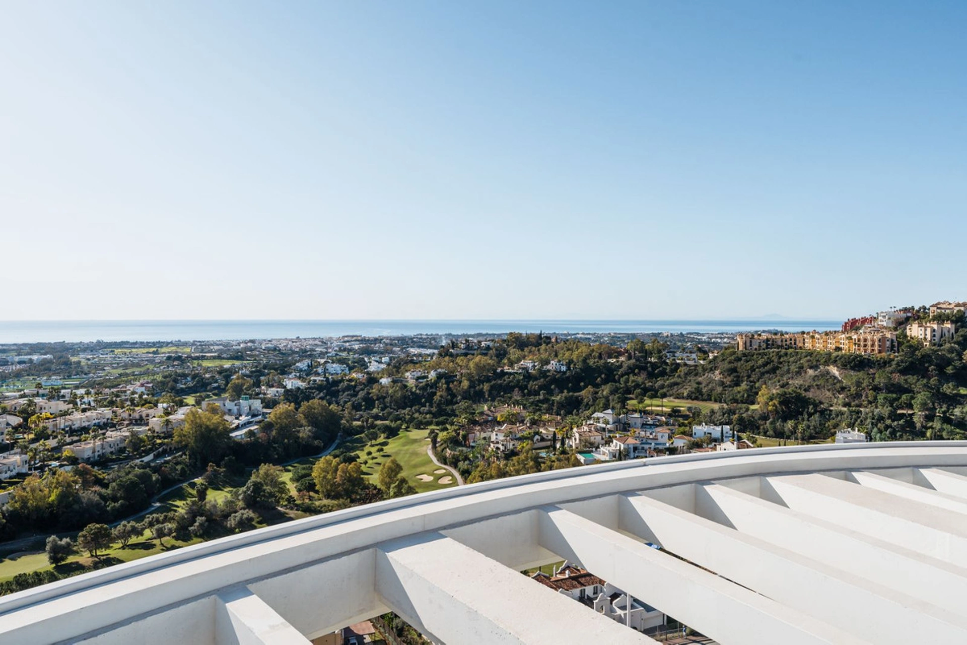 Penthouse for sale in Benahavis