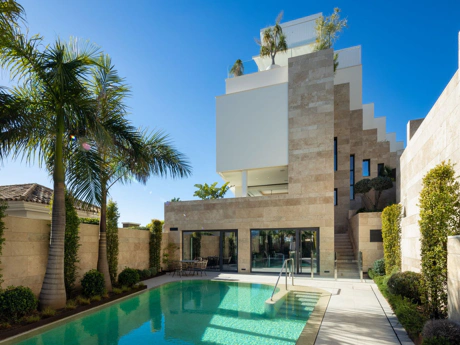 Apartment for sale in La Quinta, Benahavis