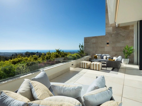 Apartment for sale in La Quinta, Benahavis