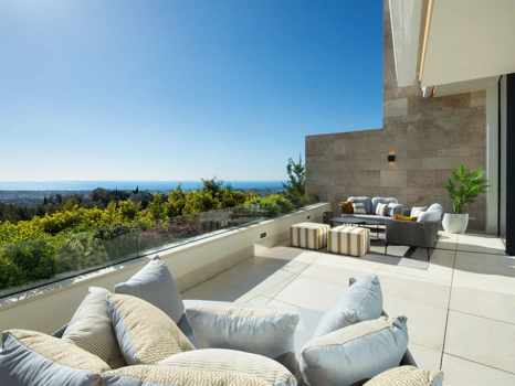 Apartment for sale in La Quinta, Benahavis