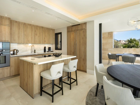Apartment for sale in La Quinta, Benahavis