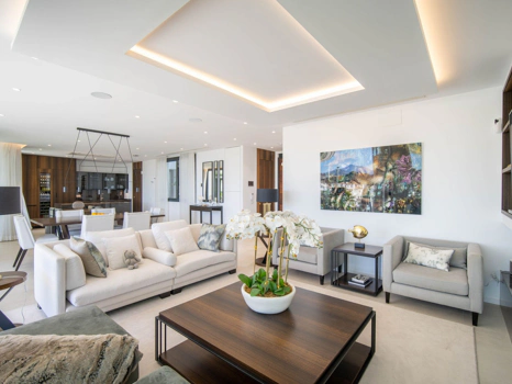 Villa for sale in Nueva Andalucia, Marbella