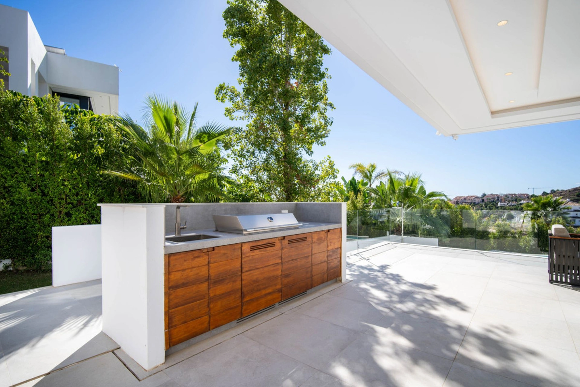 Villa for sale in Nueva Andalucia, Marbella
