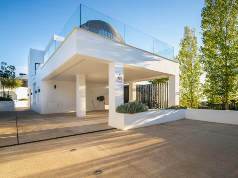 Villa for sale in Nueva Andalucia, Marbella