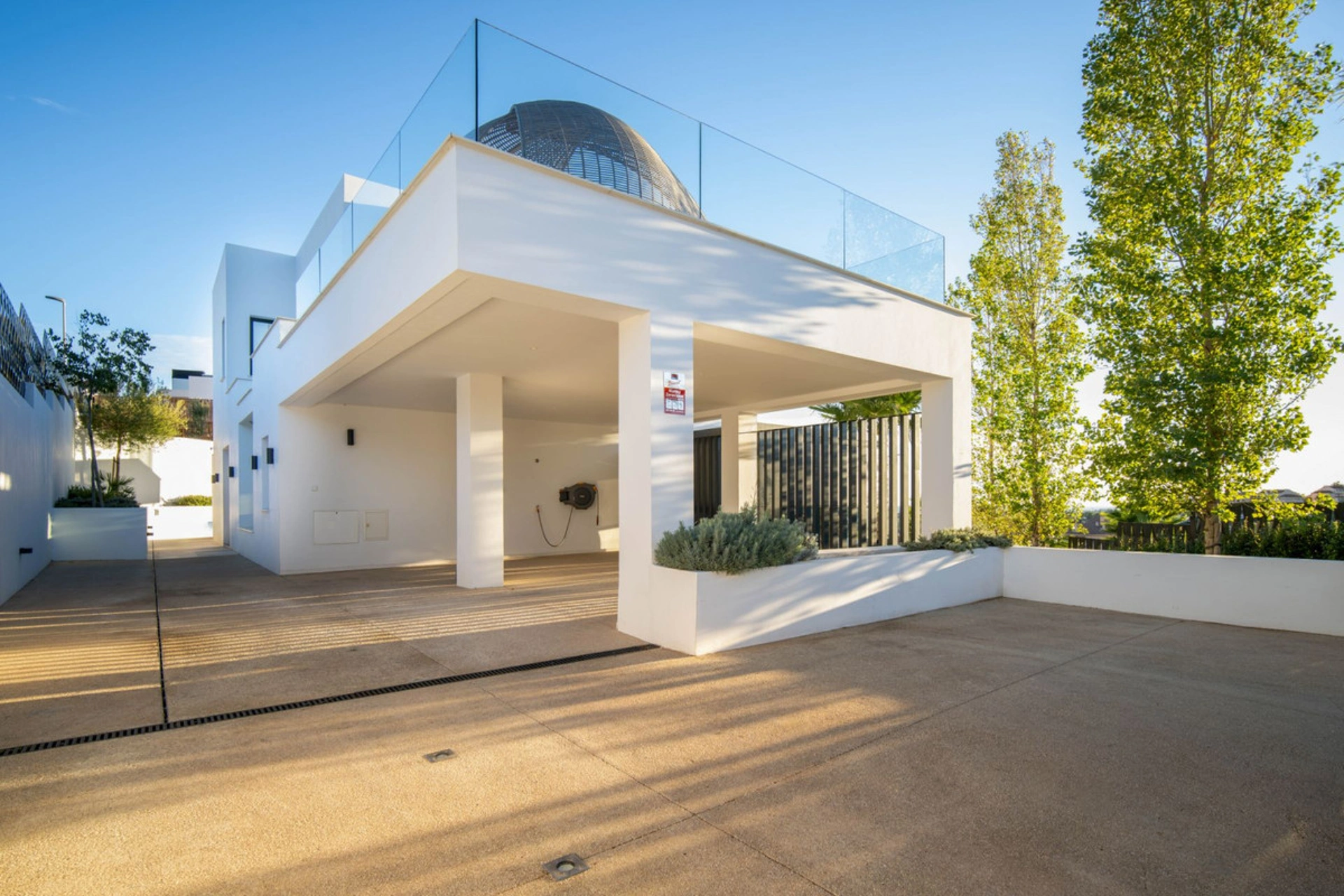 Villa for sale in Nueva Andalucia, Marbella