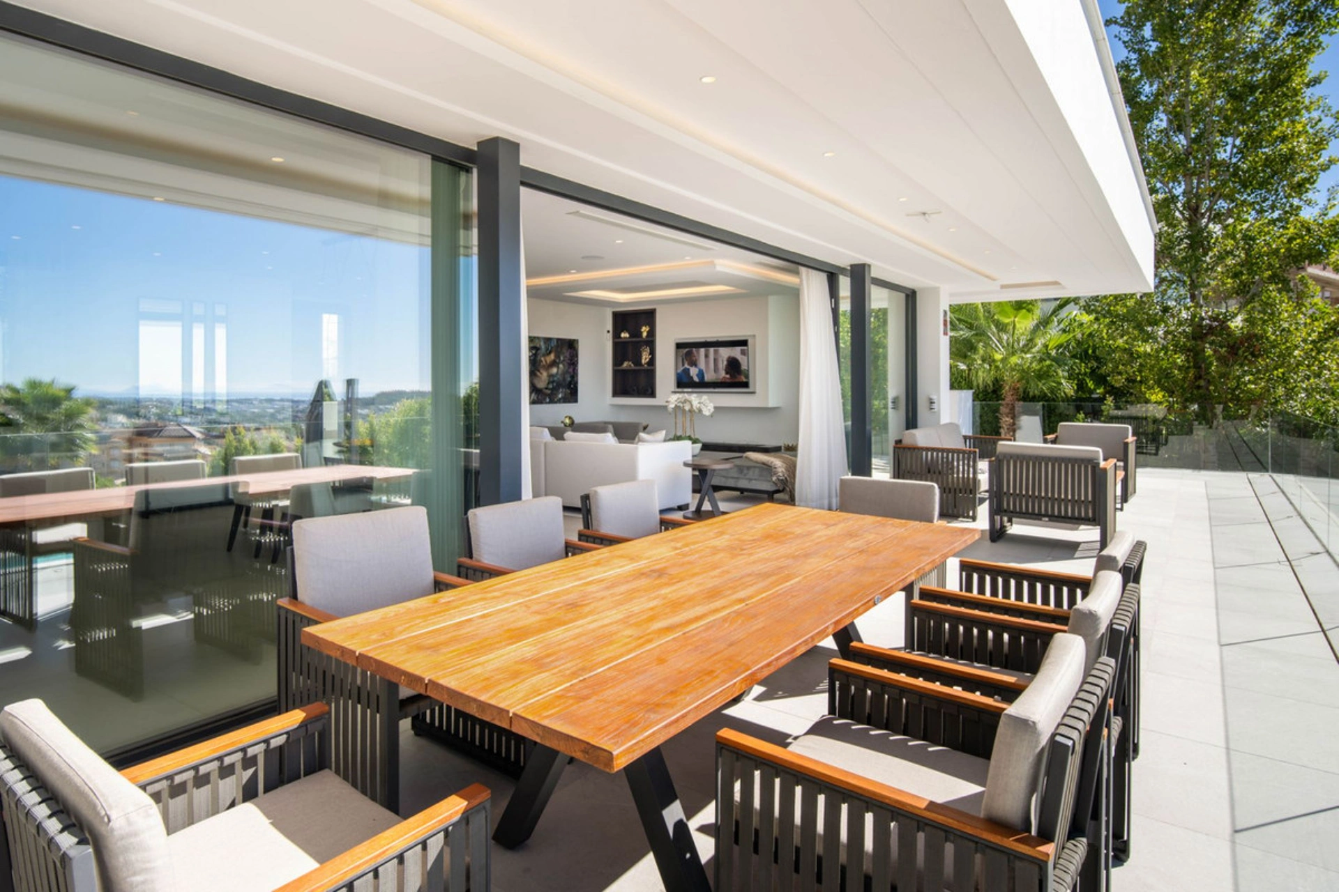 Villa for sale in Nueva Andalucia, Marbella