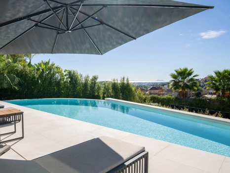 Villa for sale in Nueva Andalucia, Marbella