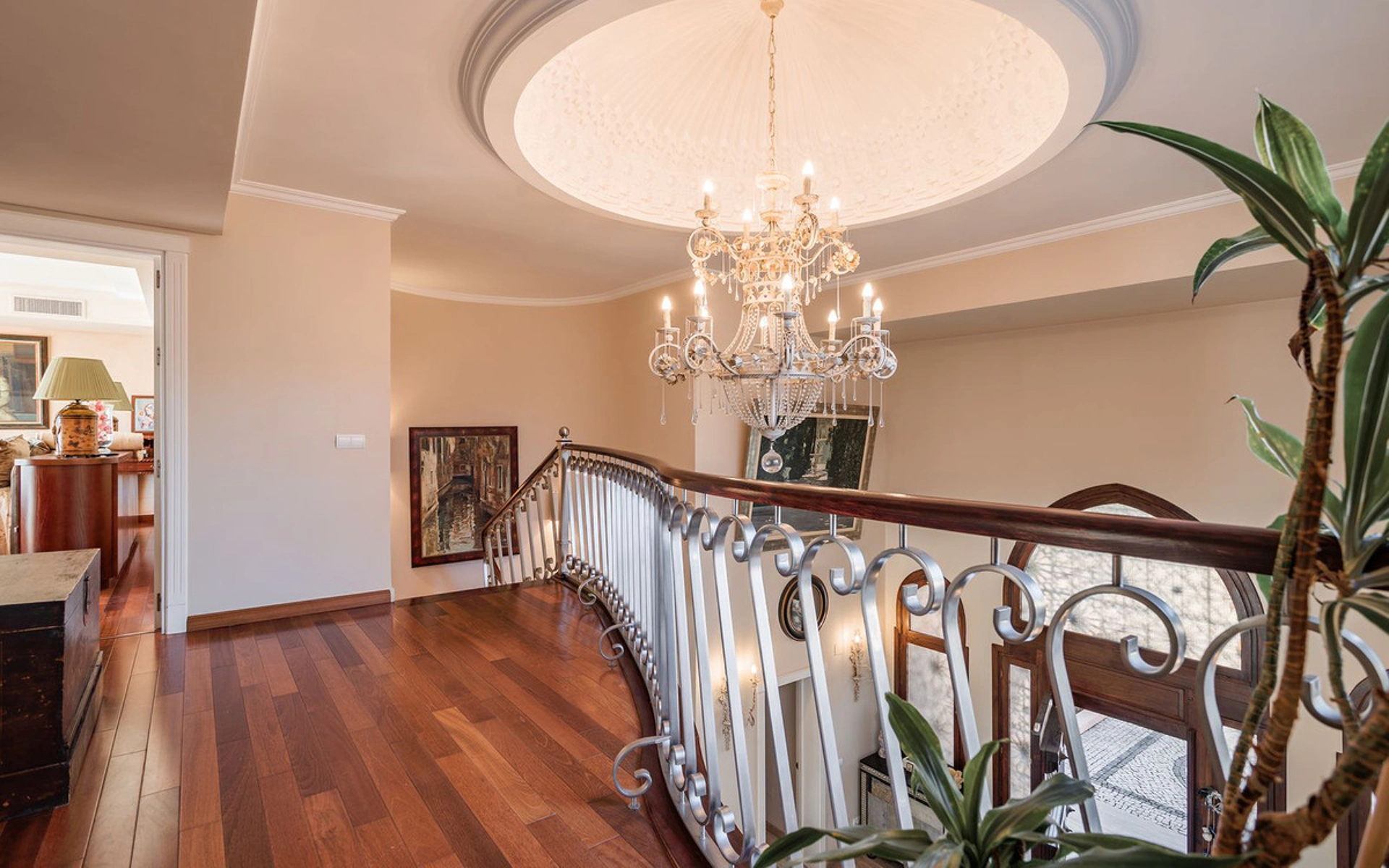 Villa for sale in New Golden Mile, Estepona East
