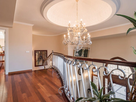 Villa for sale in New Golden Mile, Estepona East