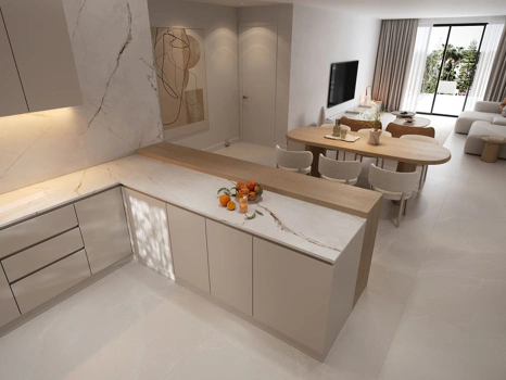 Apartment for sale in New Golden Mile, Estepona East