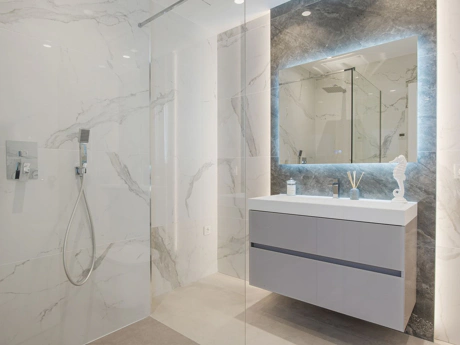 Villa for sale in Los Flamingos, Benahavis