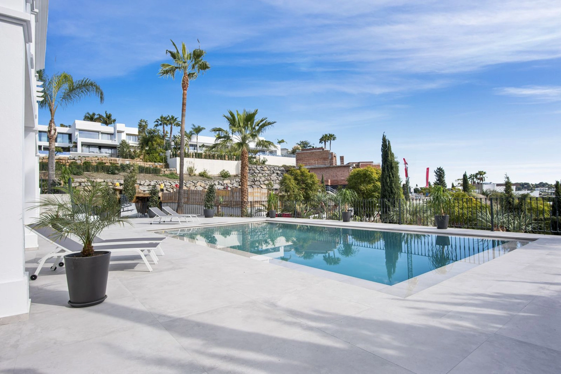 Villa for sale in Los Flamingos, Benahavis