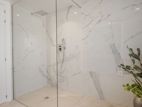 Villa for sale in Los Flamingos, Benahavis