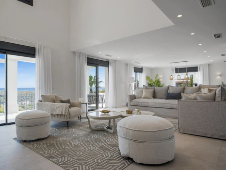 Villa for sale in Los Flamingos, Benahavis