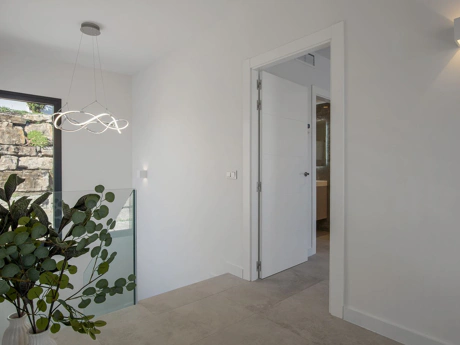 Villa for sale in Los Flamingos, Benahavis
