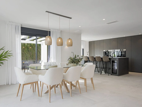 Villa for sale in Los Flamingos, Benahavis