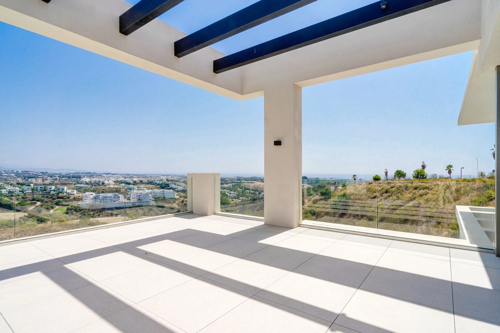 Villa for sale in Estepona