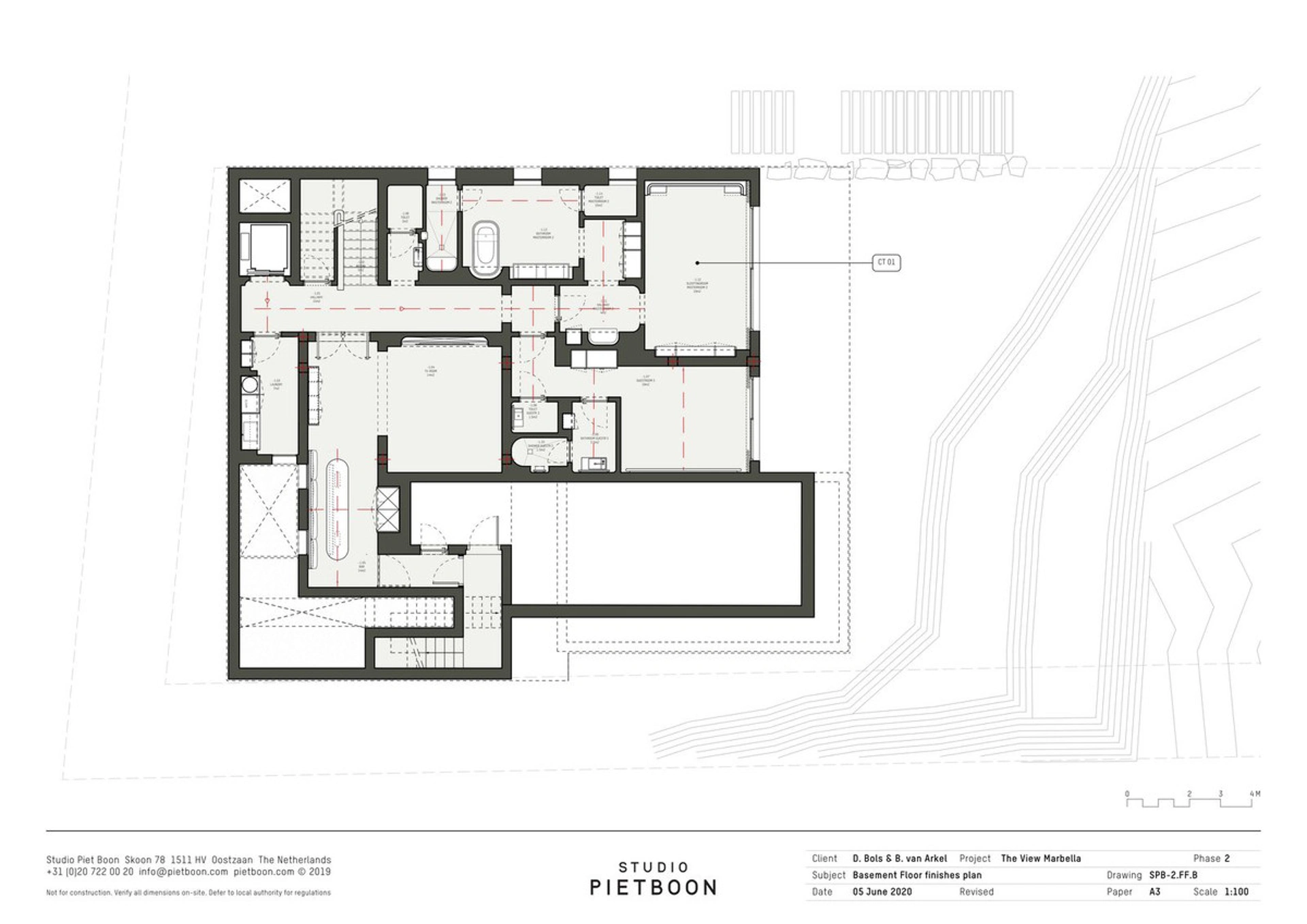 Villa for sale in Estepona