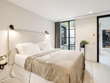 Villa en venta en Nueva Andalucia, Marbella