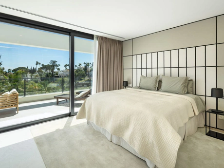 Villa en venta en Nueva Andalucia, Marbella