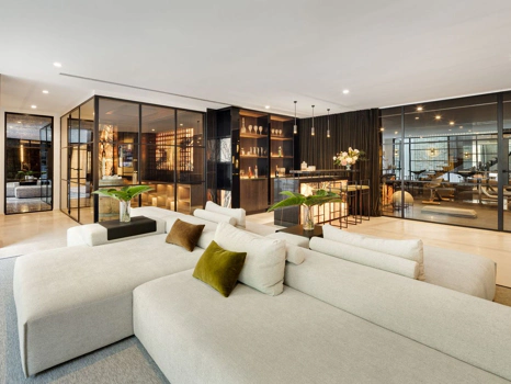 Villa en venta en Nueva Andalucia, Marbella